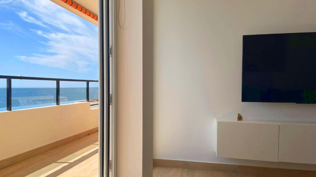 Beachfront -- New Luxury Apartment -- 1ª Linea Playa -- Fuengirola City Center -- Private Parking -- Panoramic Sea Views -- Bagian luar foto